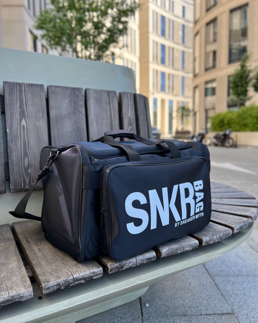 SNKR BAG